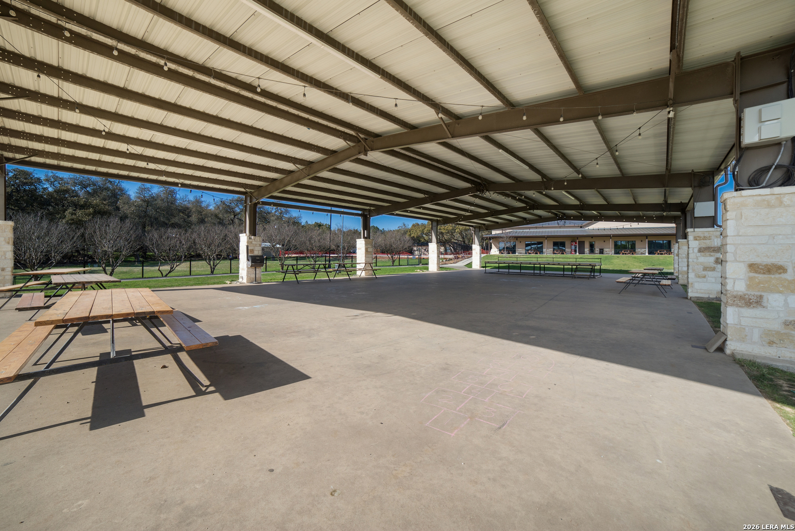 main property photo 51