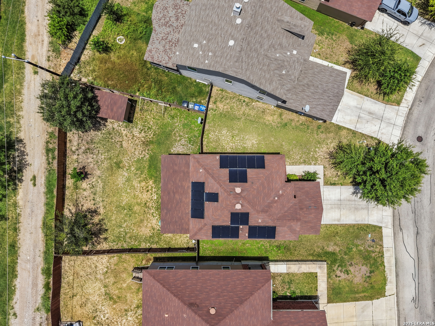 main property photo 27