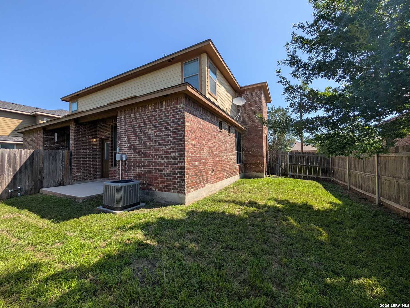 main property photo 24
