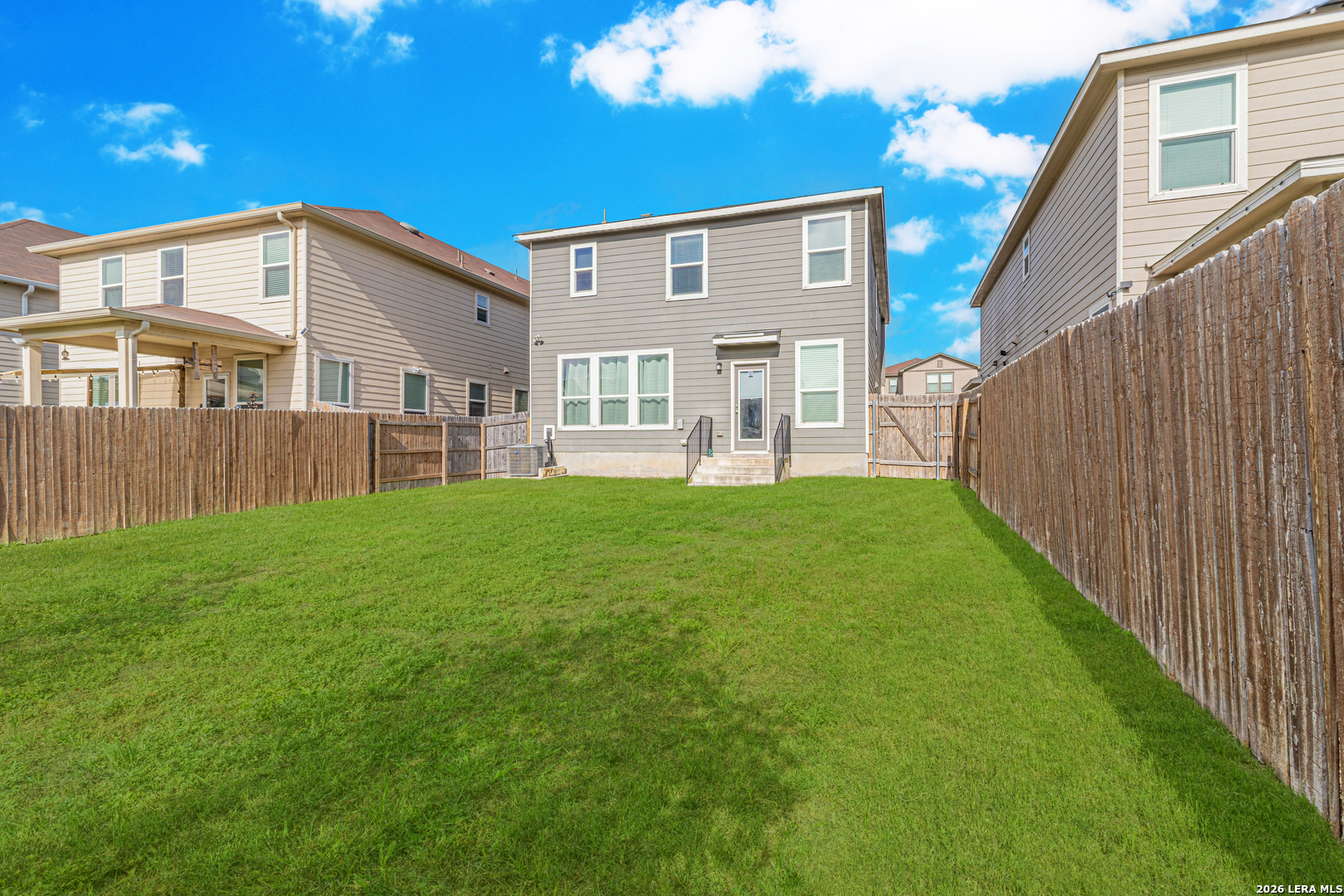 main property photo 27