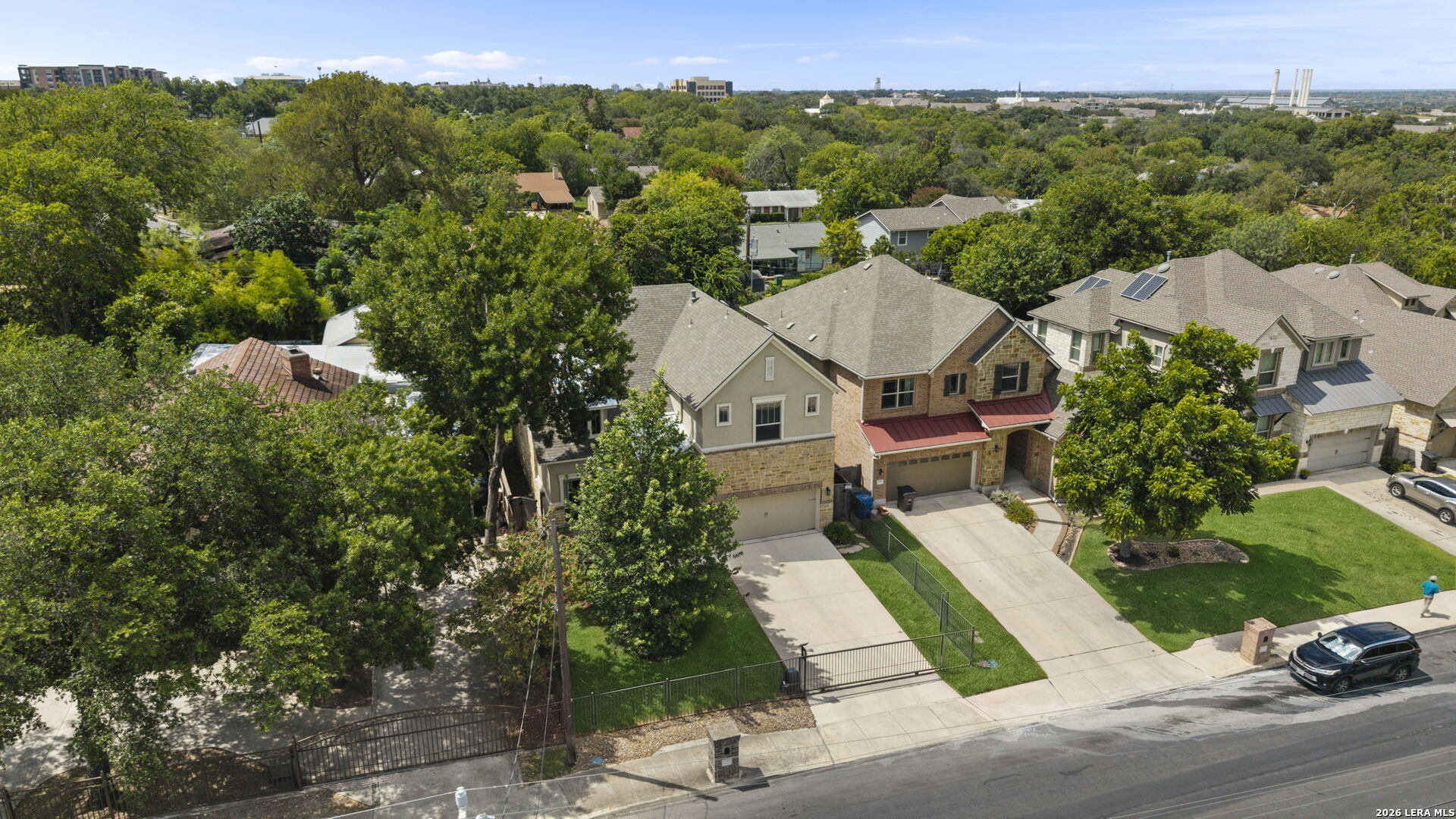 main property photo 33