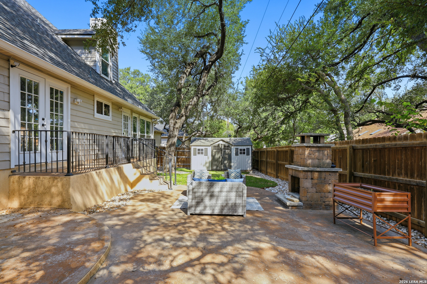 main property photo 38