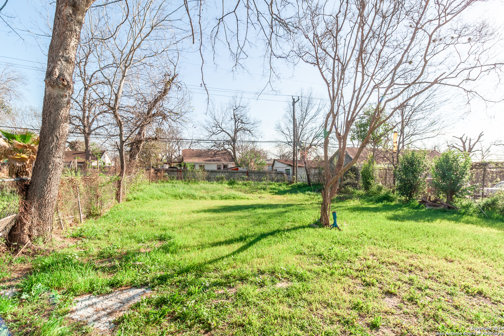main property photo 21