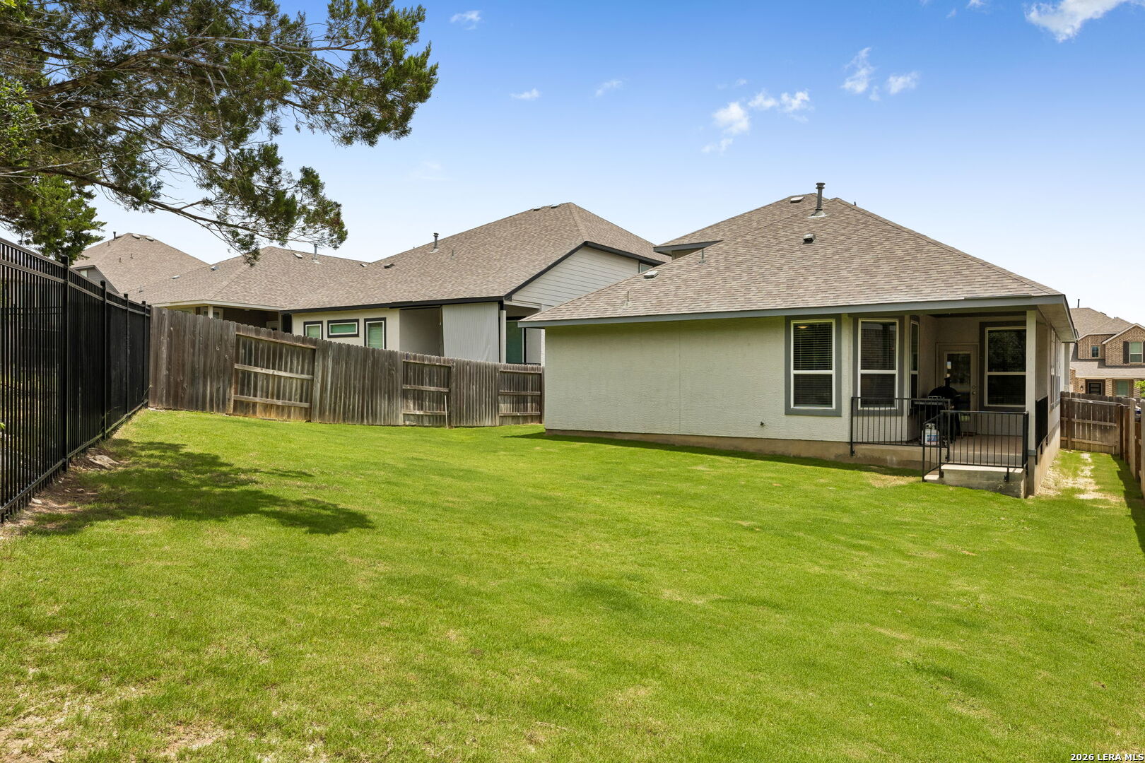main property photo 35