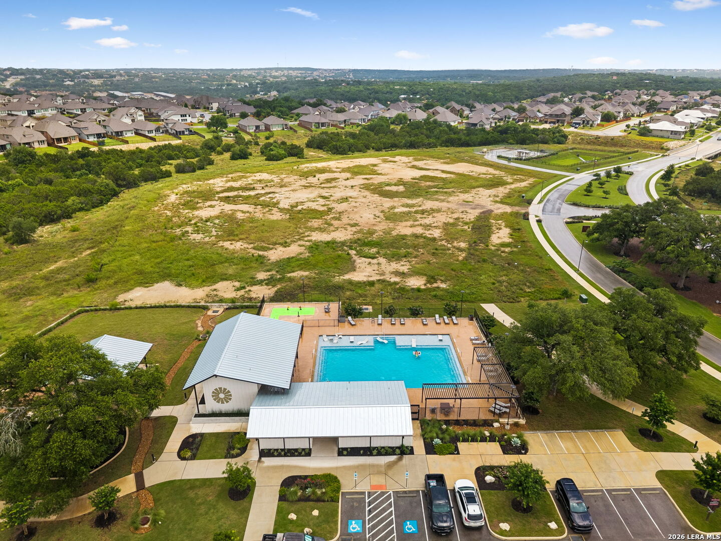 main property photo 41
