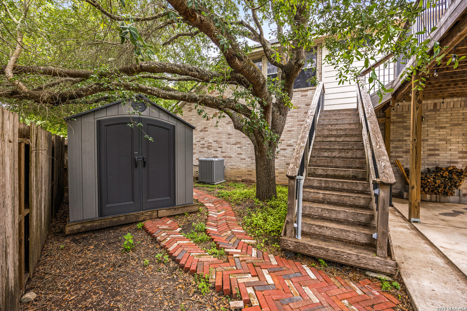 main property photo 43
