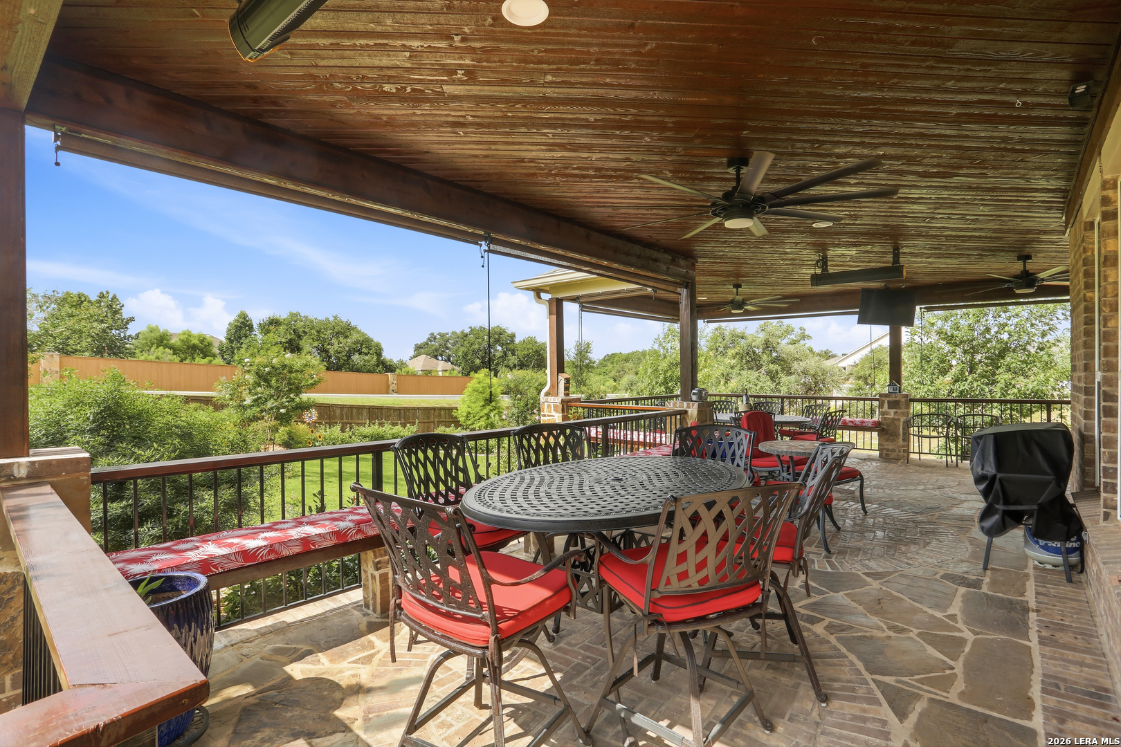 main property photo 35