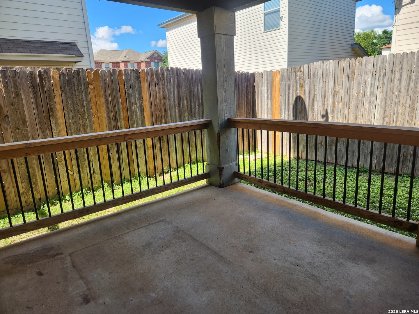 main property photo 23