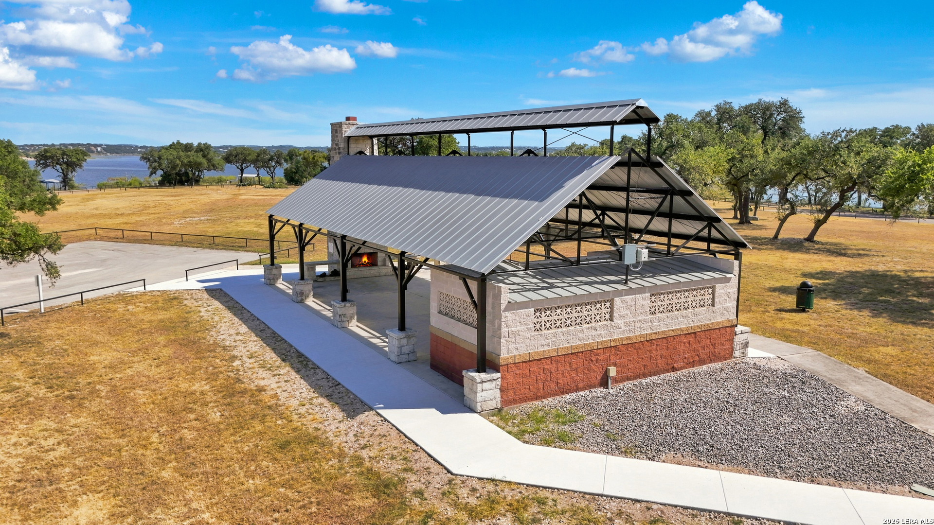 main property photo 61