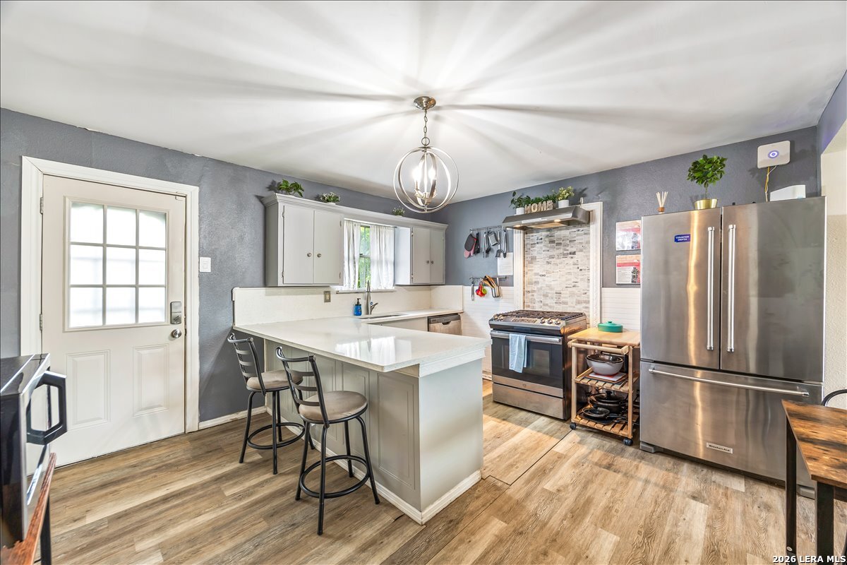 main property photo 3