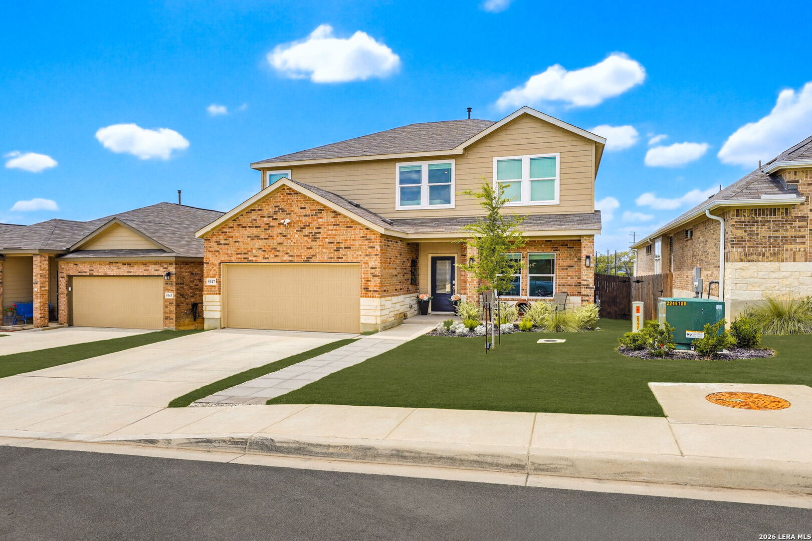 main property photo 3