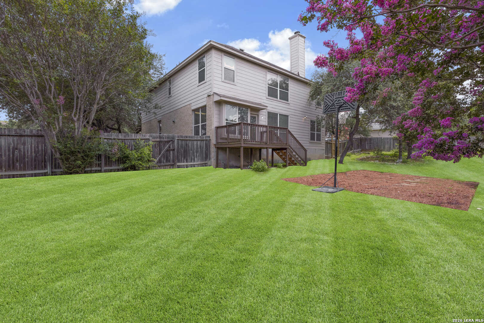main property photo 27