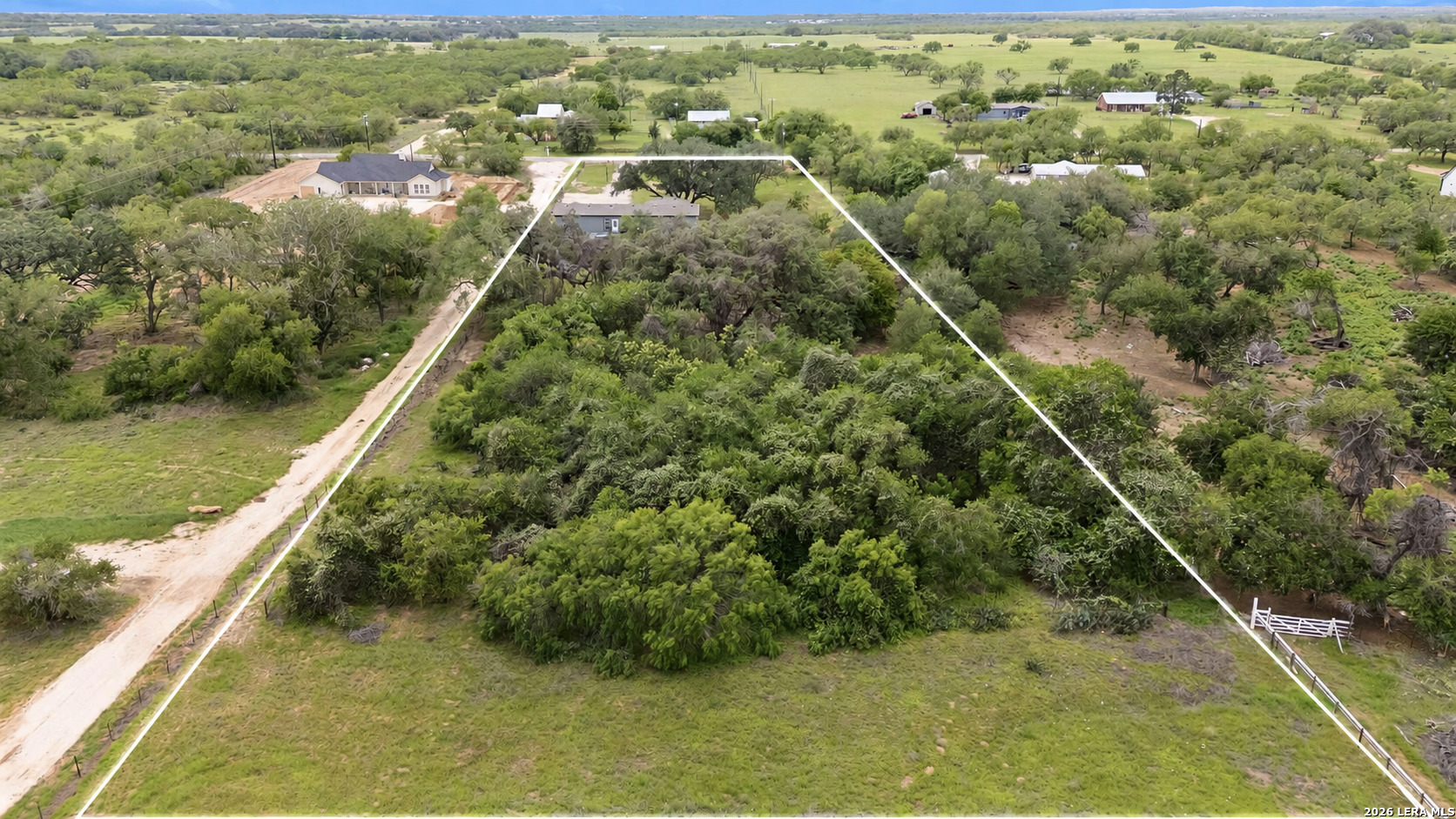 main property photo 14