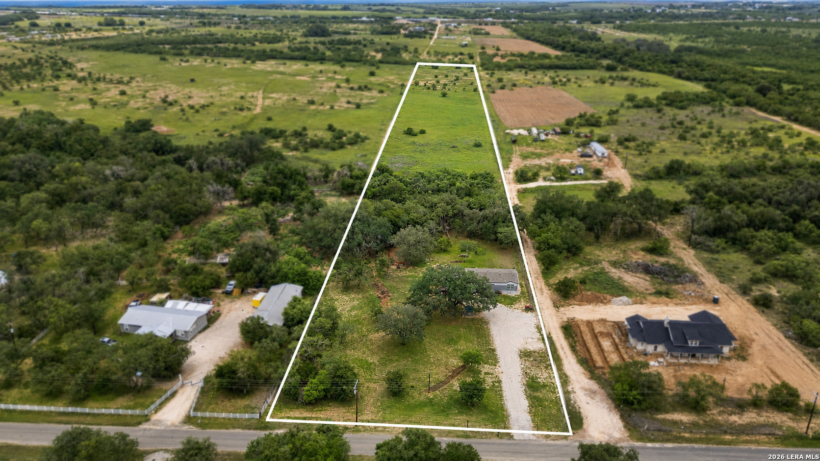 main property photo 15