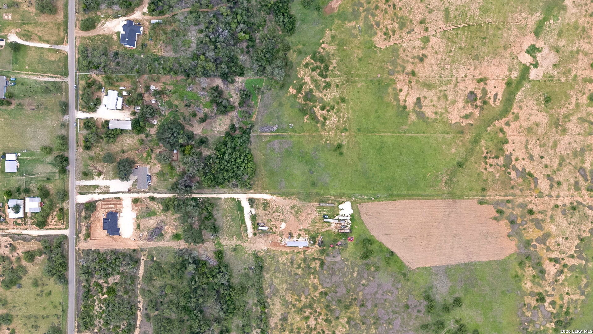 main property photo 25