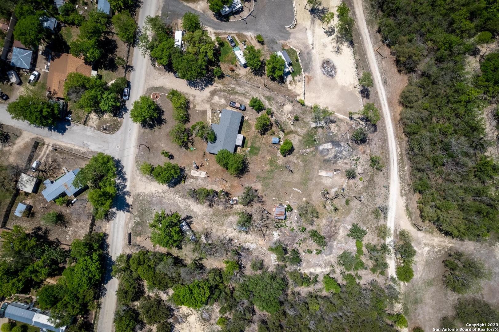 main property photo 34