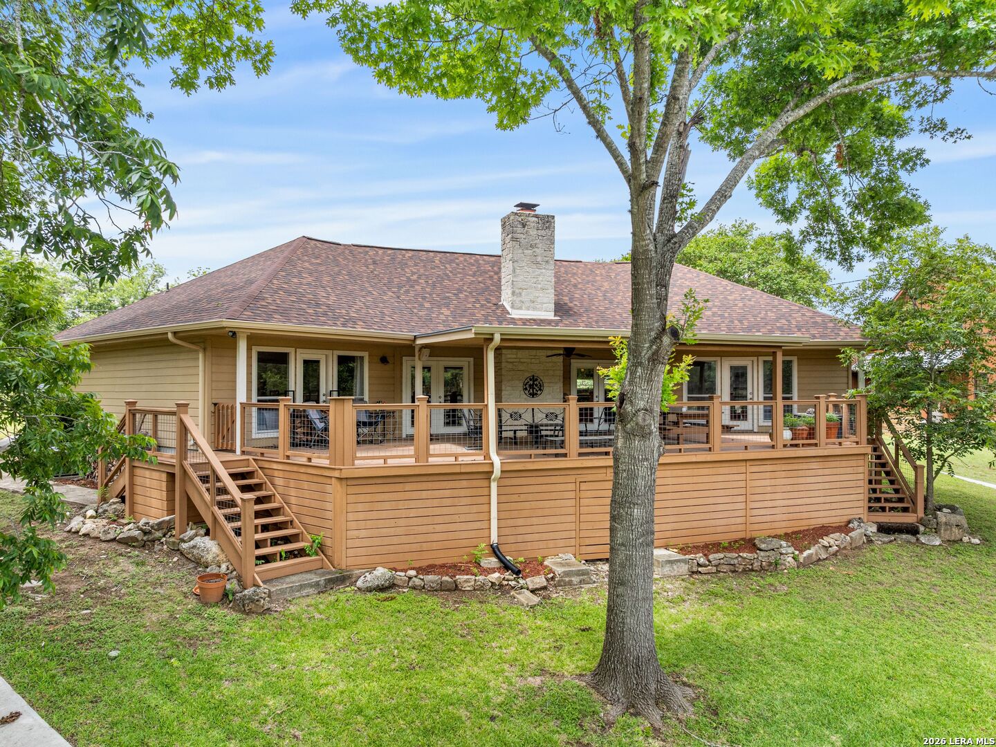 main property photo 18