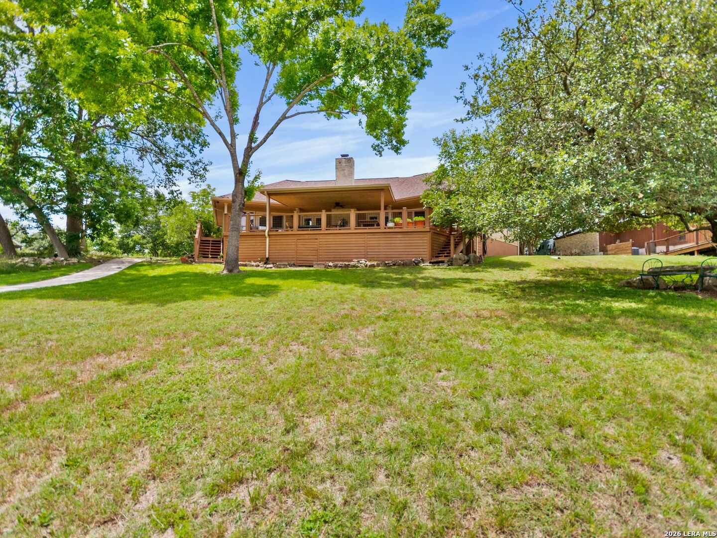main property photo 19