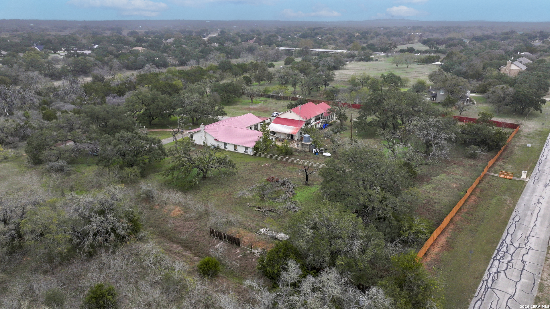 main property photo 50