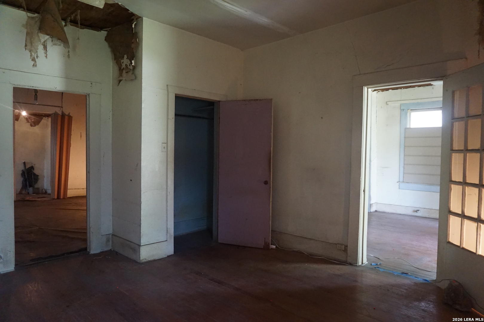 main property photo 24