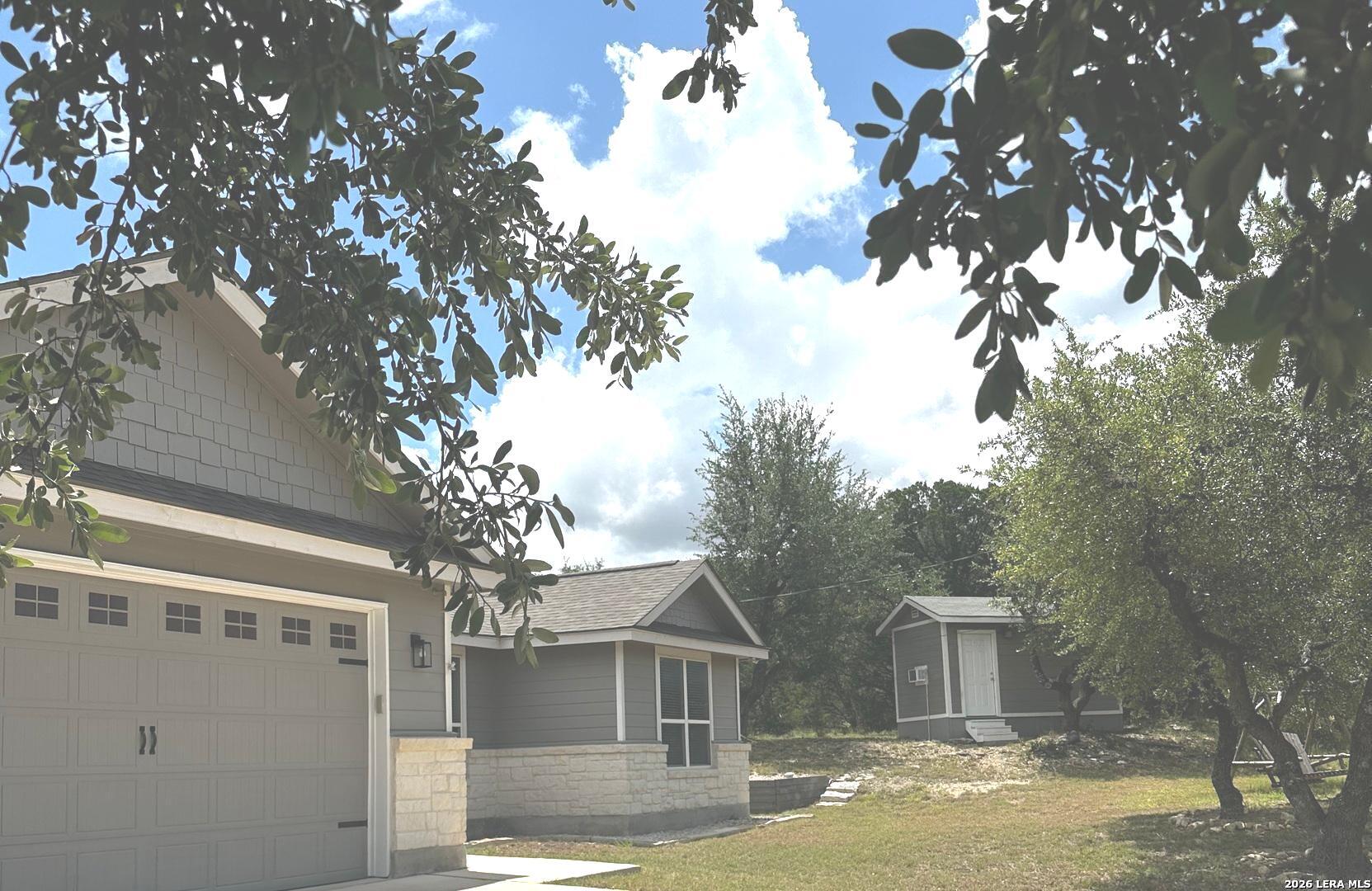 main property photo 37