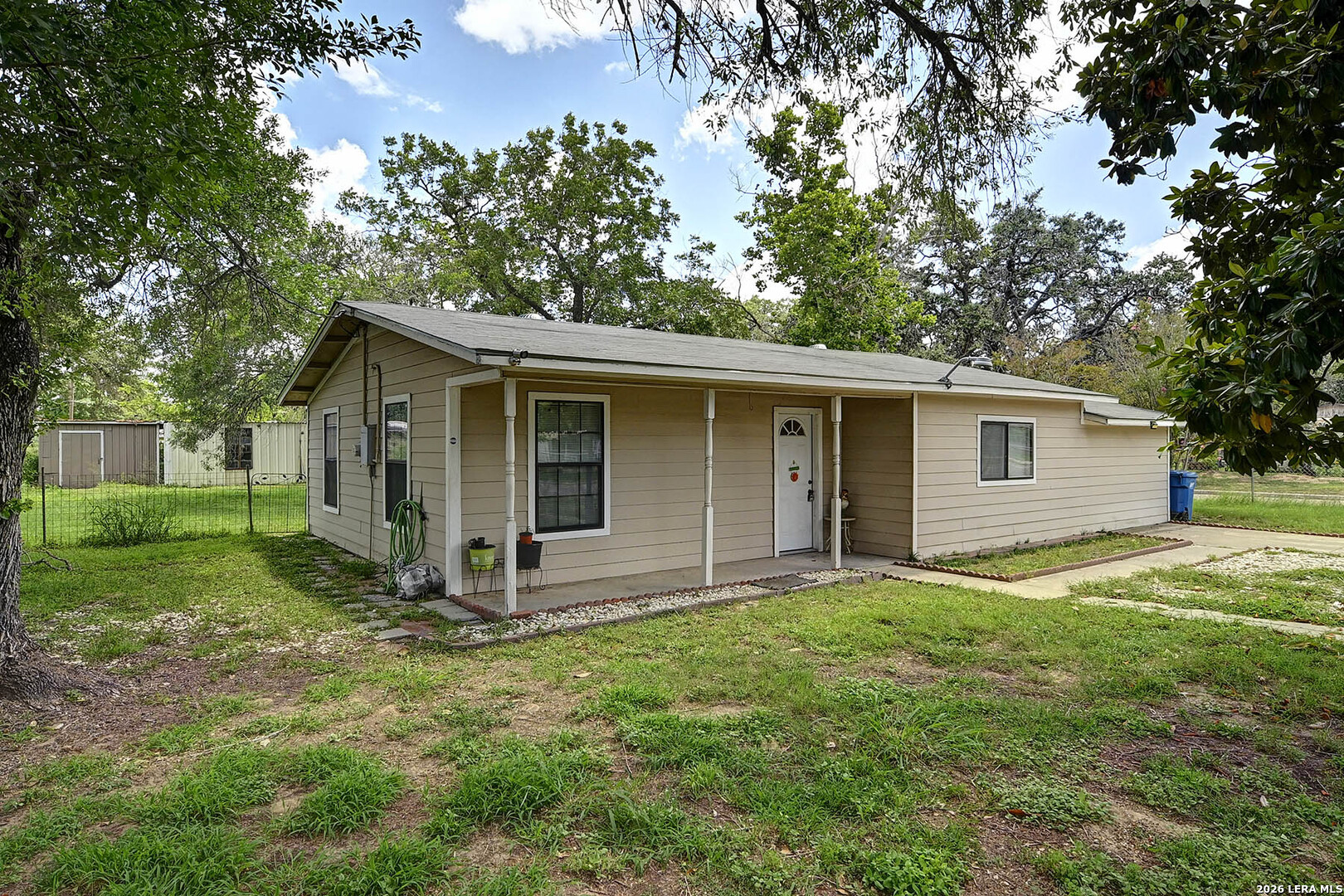 main property photo 5