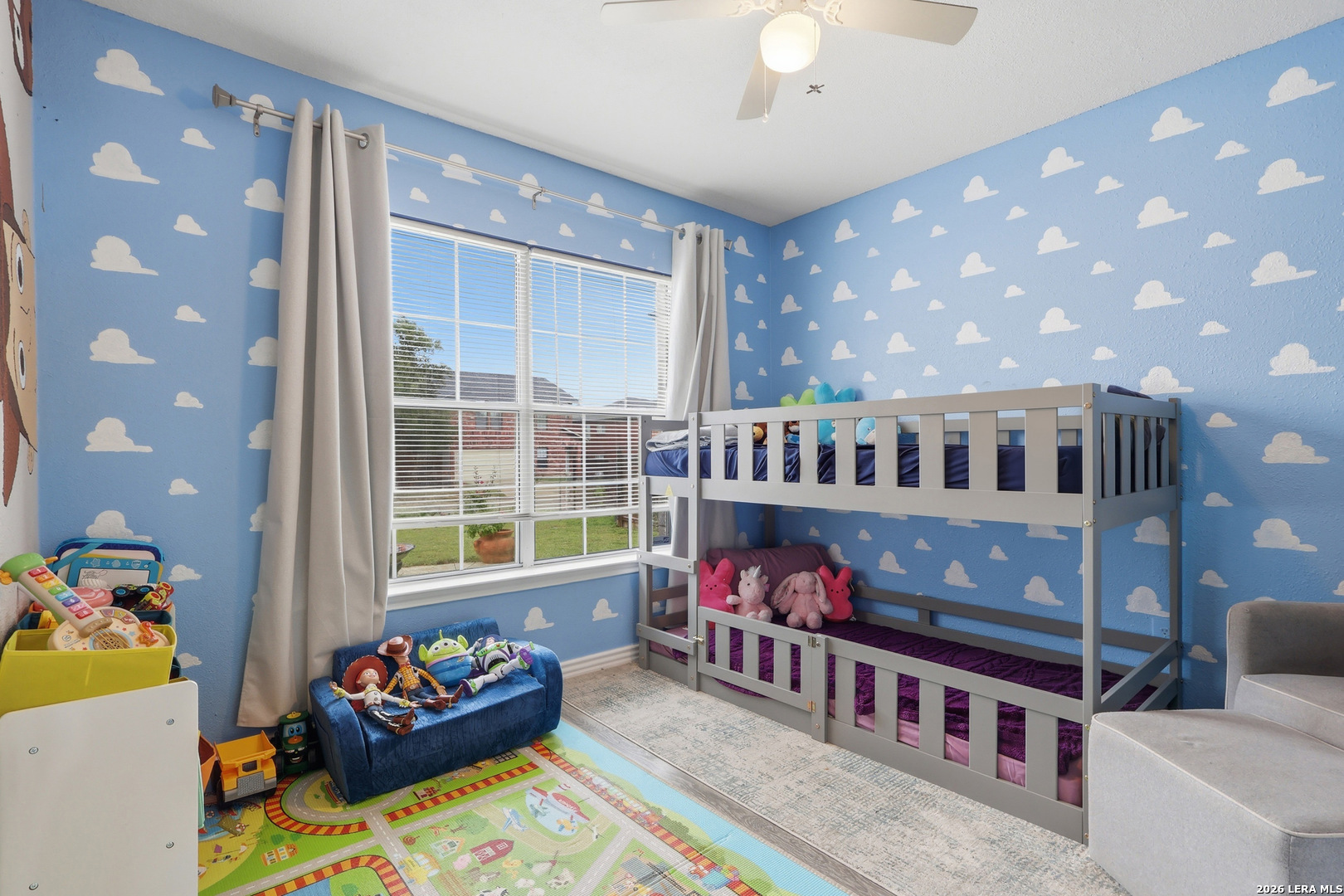 main property photo 16