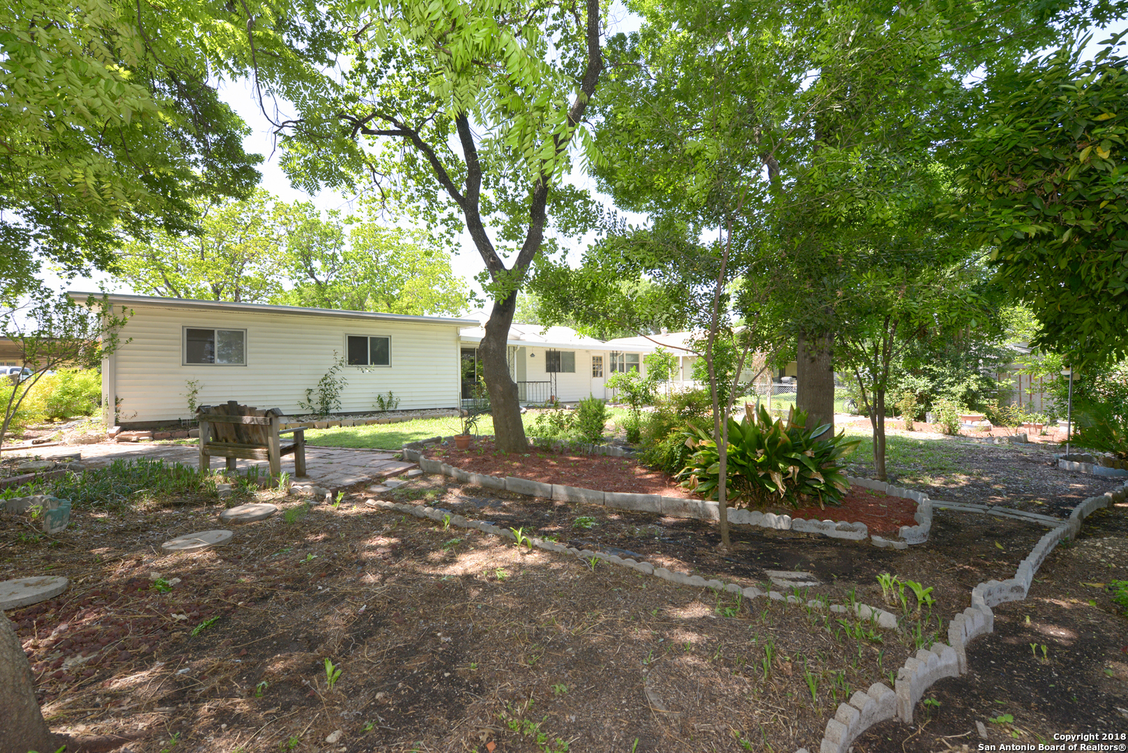 main property photo 50