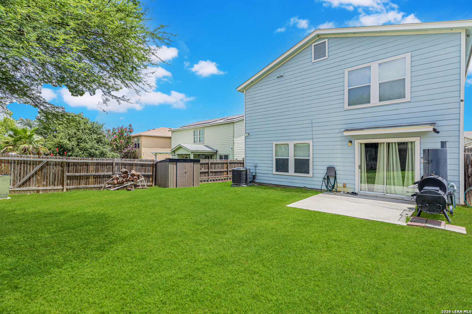 main property photo 45
