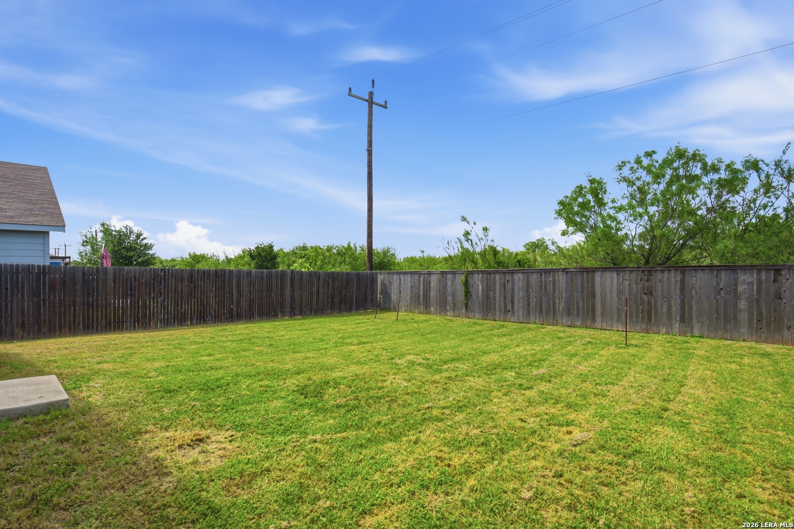 main property photo 19