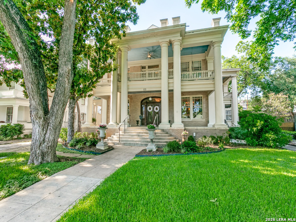 main property photo 2