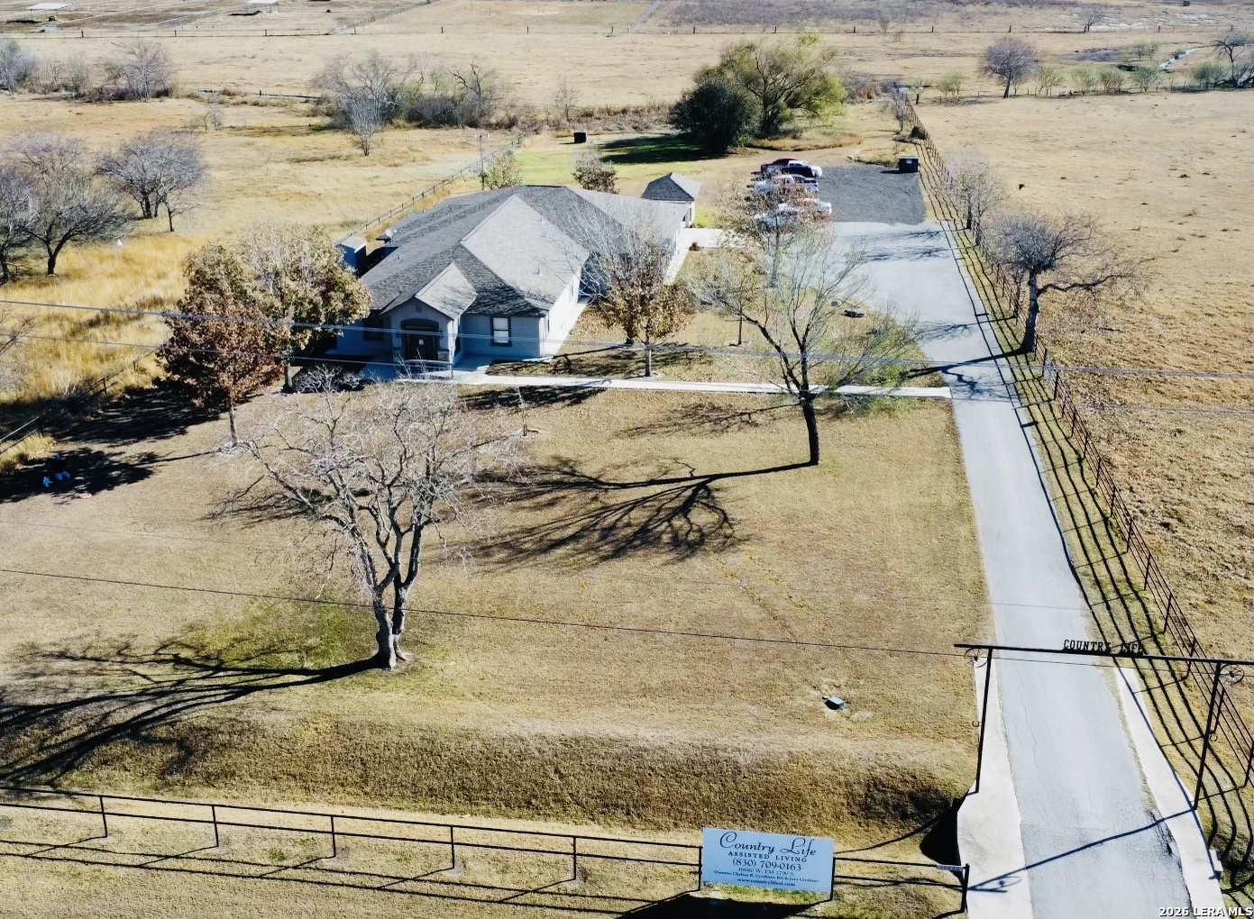 main property photo 9