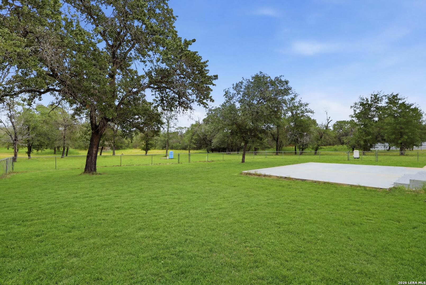 main property photo 16