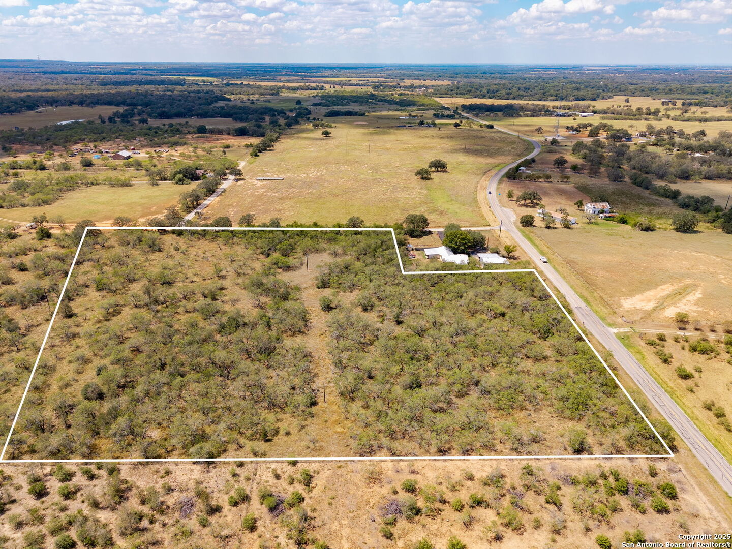 main property photo 4