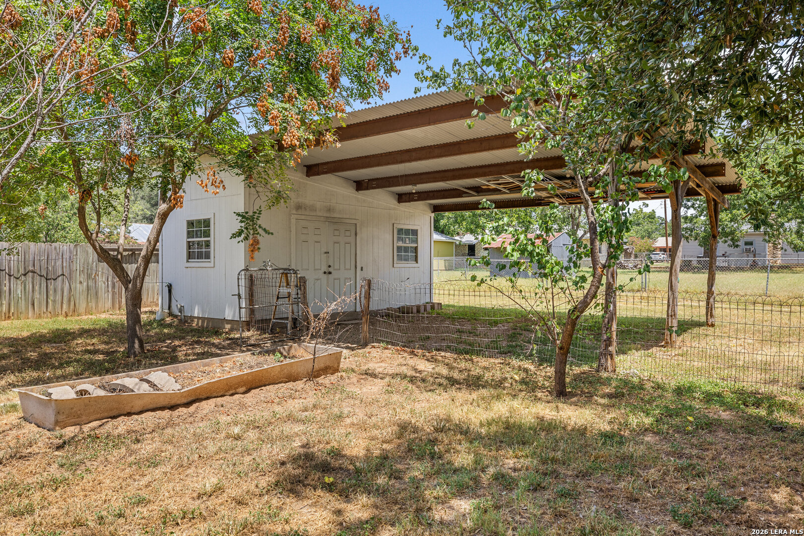main property photo 36