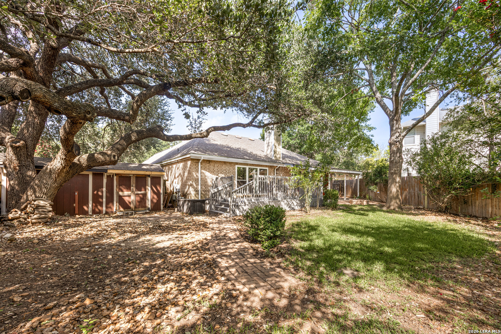 main property photo 39