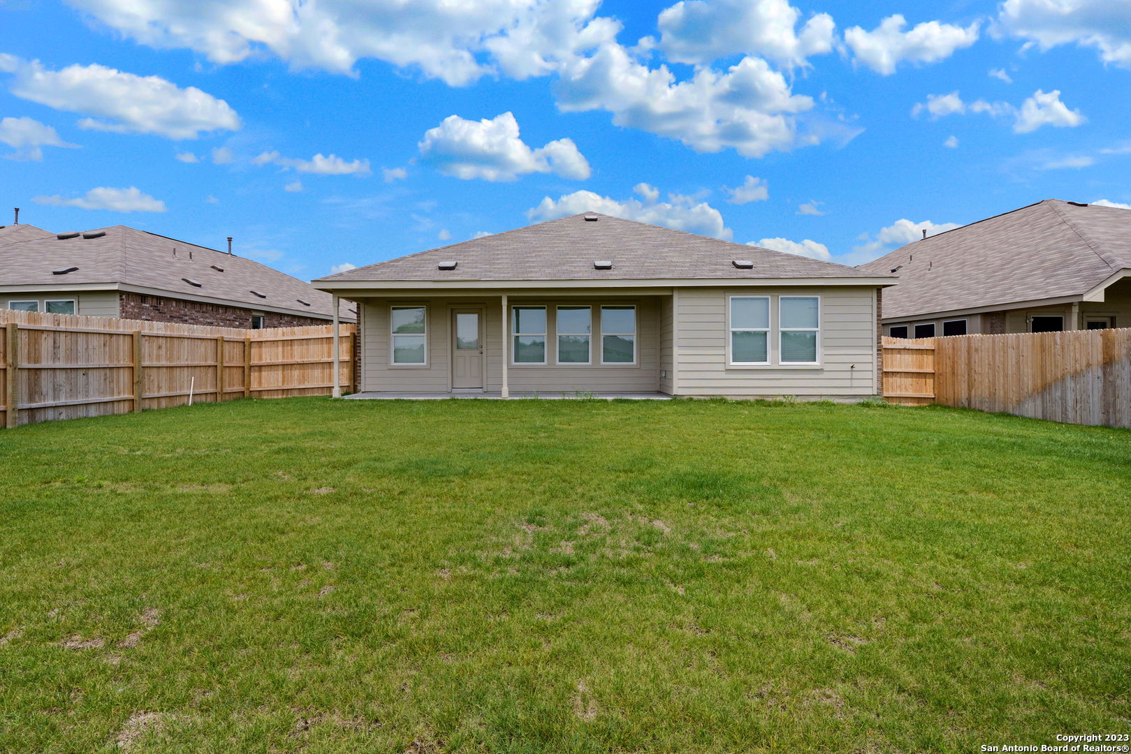 main property photo 34