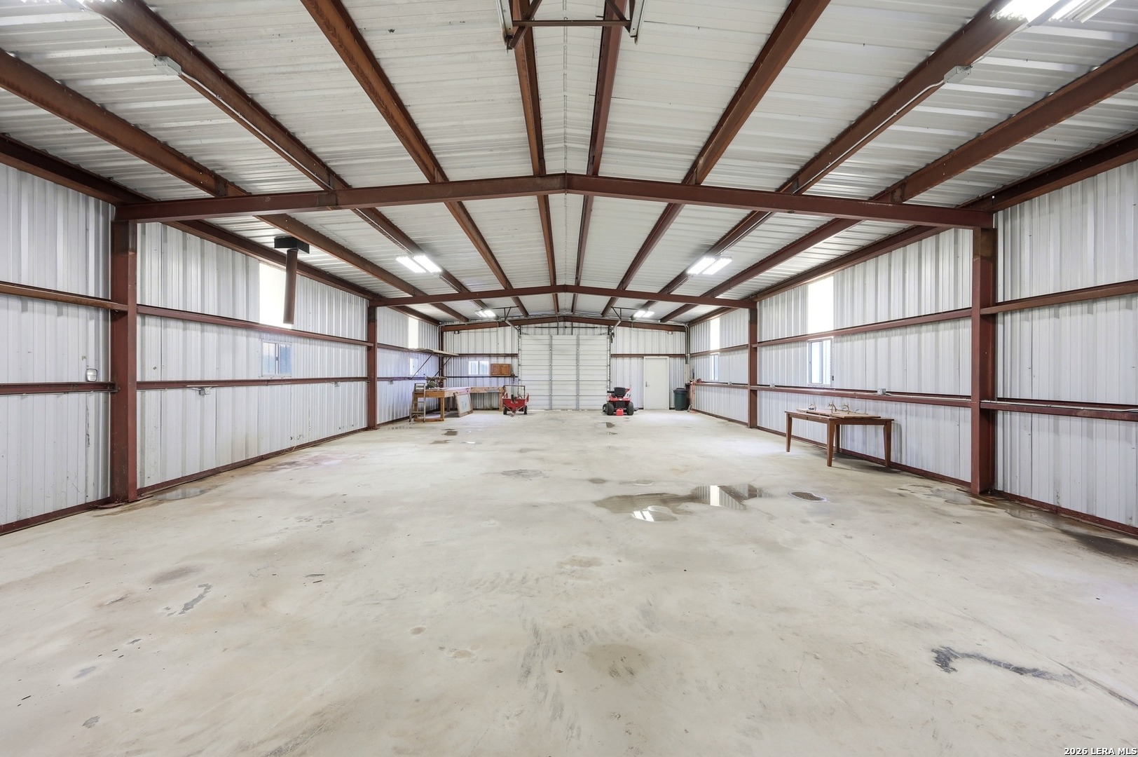 main property photo 34