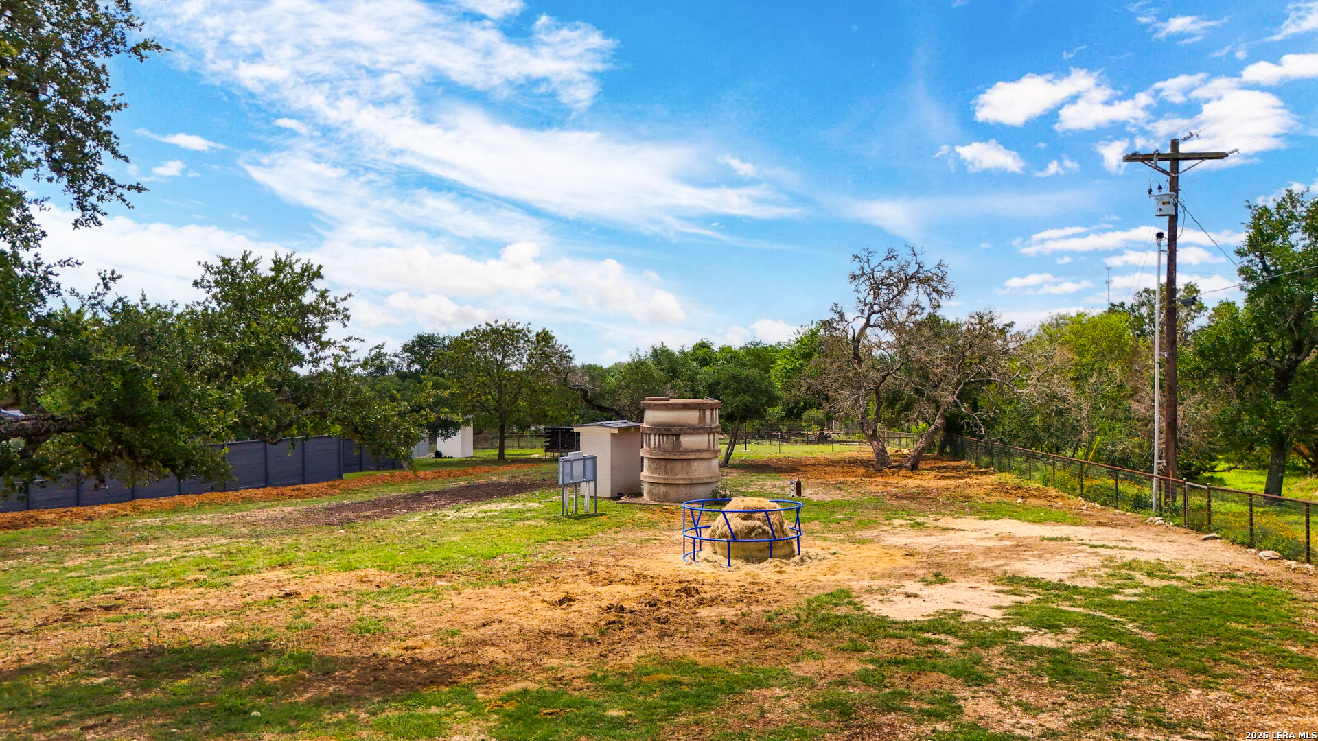 main property photo 47
