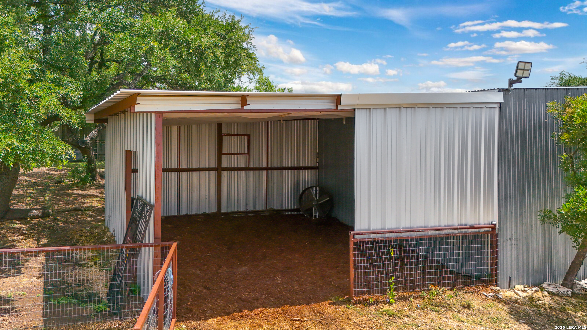 main property photo 49