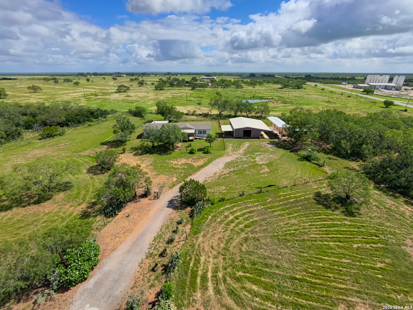 main property photo 29
