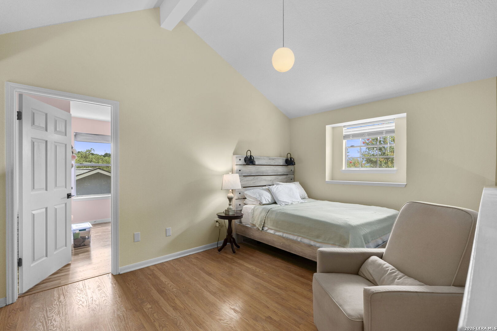 main property photo 20