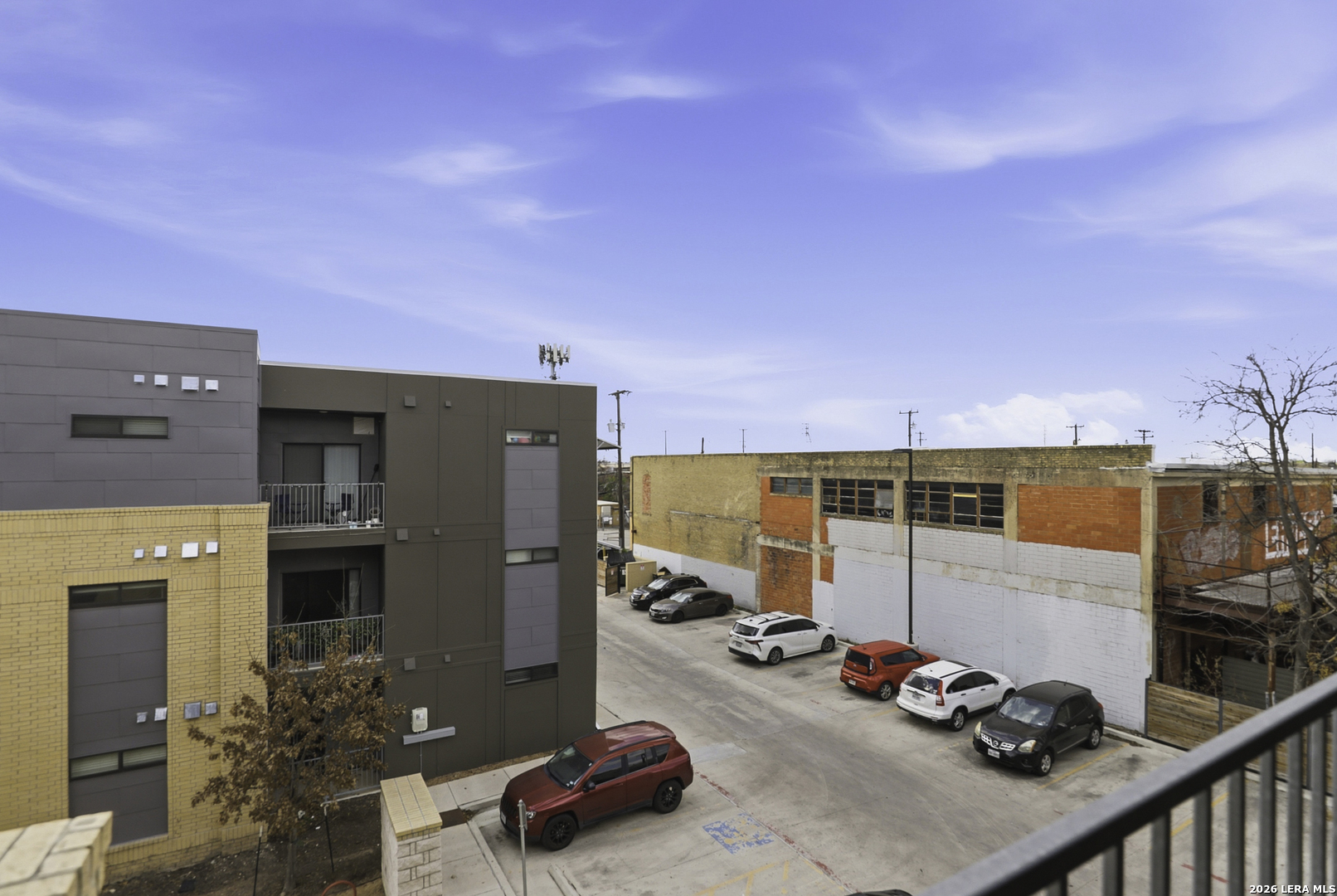 main property photo 18