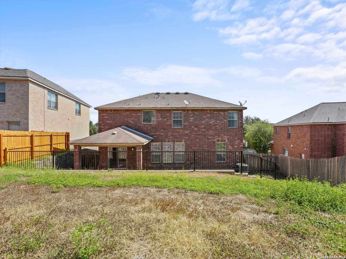 main property photo 41