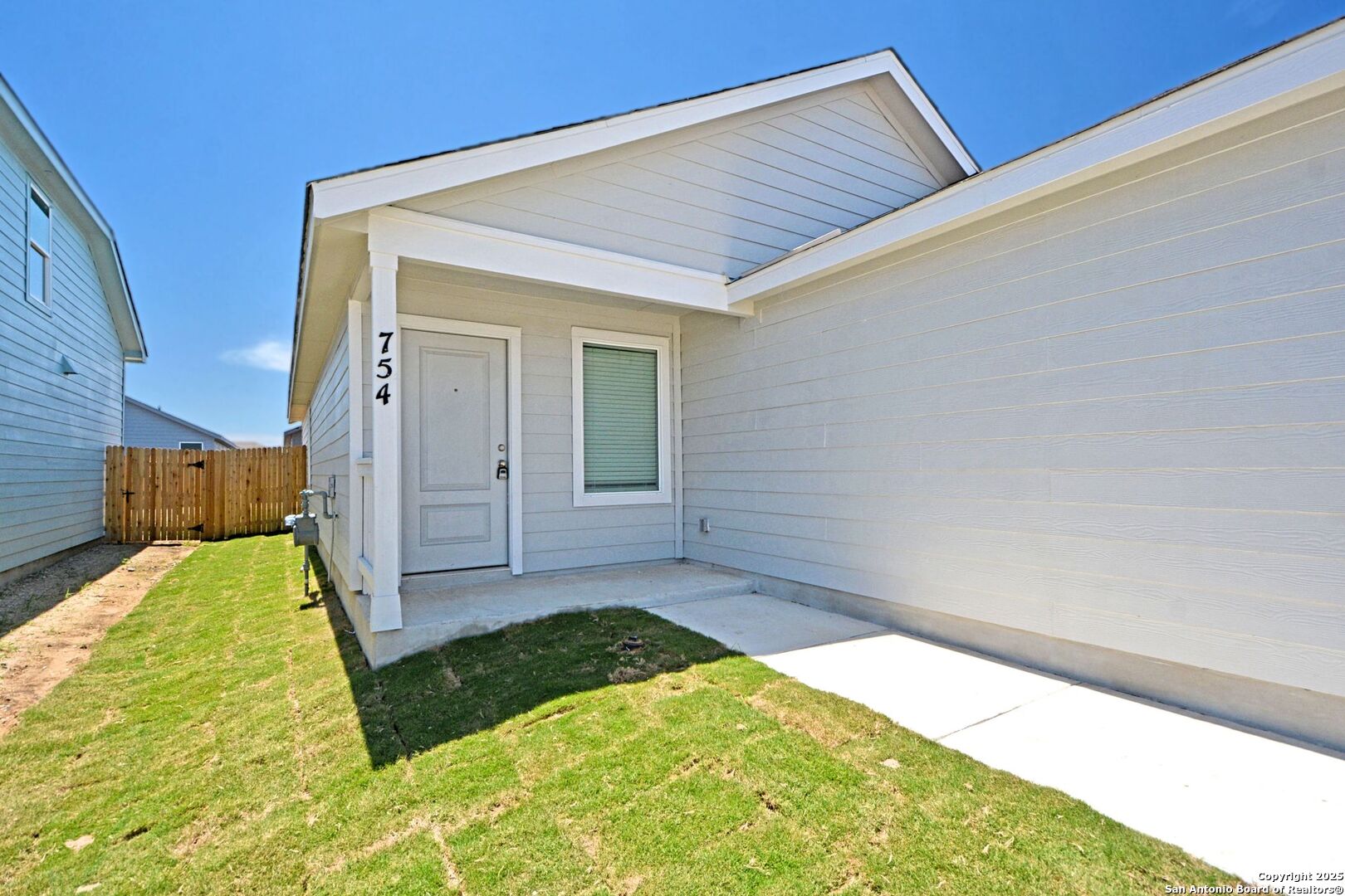 main property photo 2