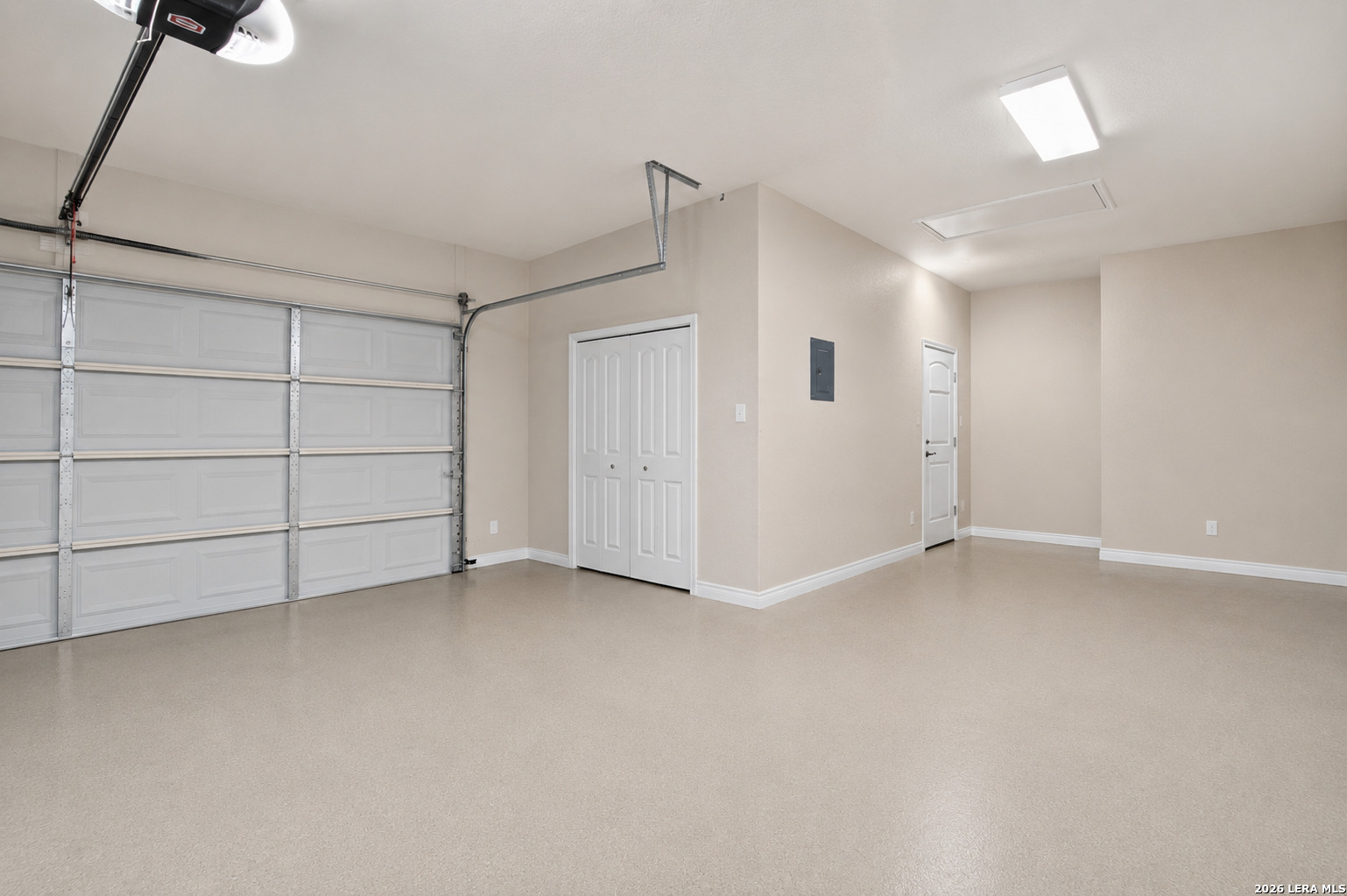 main property photo 58