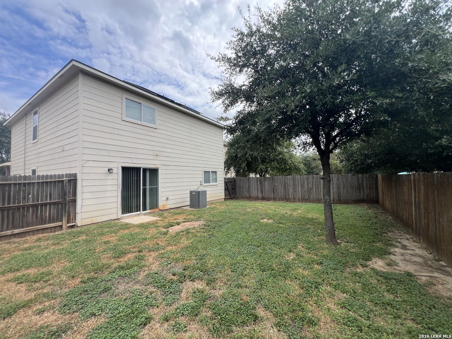 main property photo 37