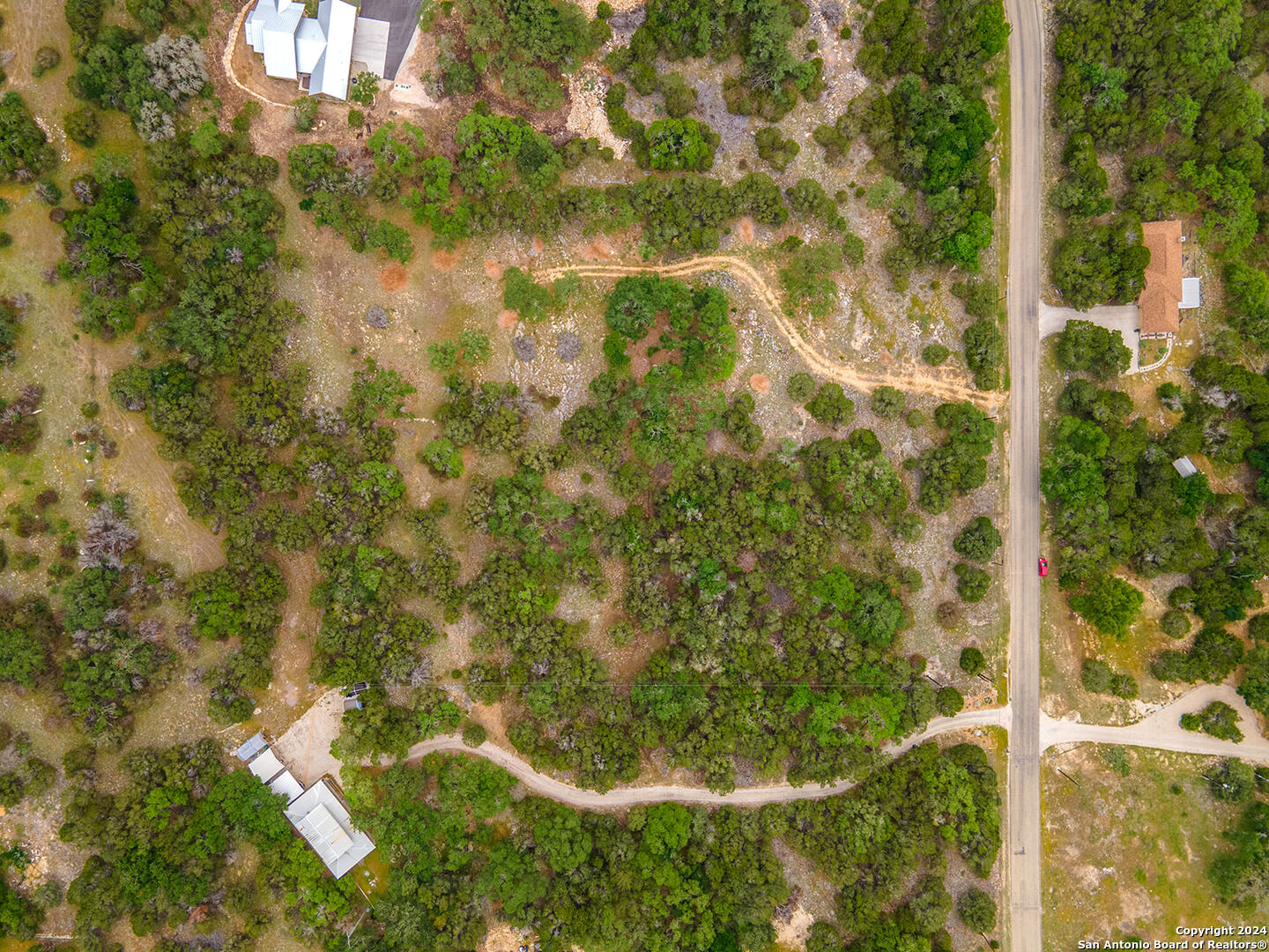 main property photo 6