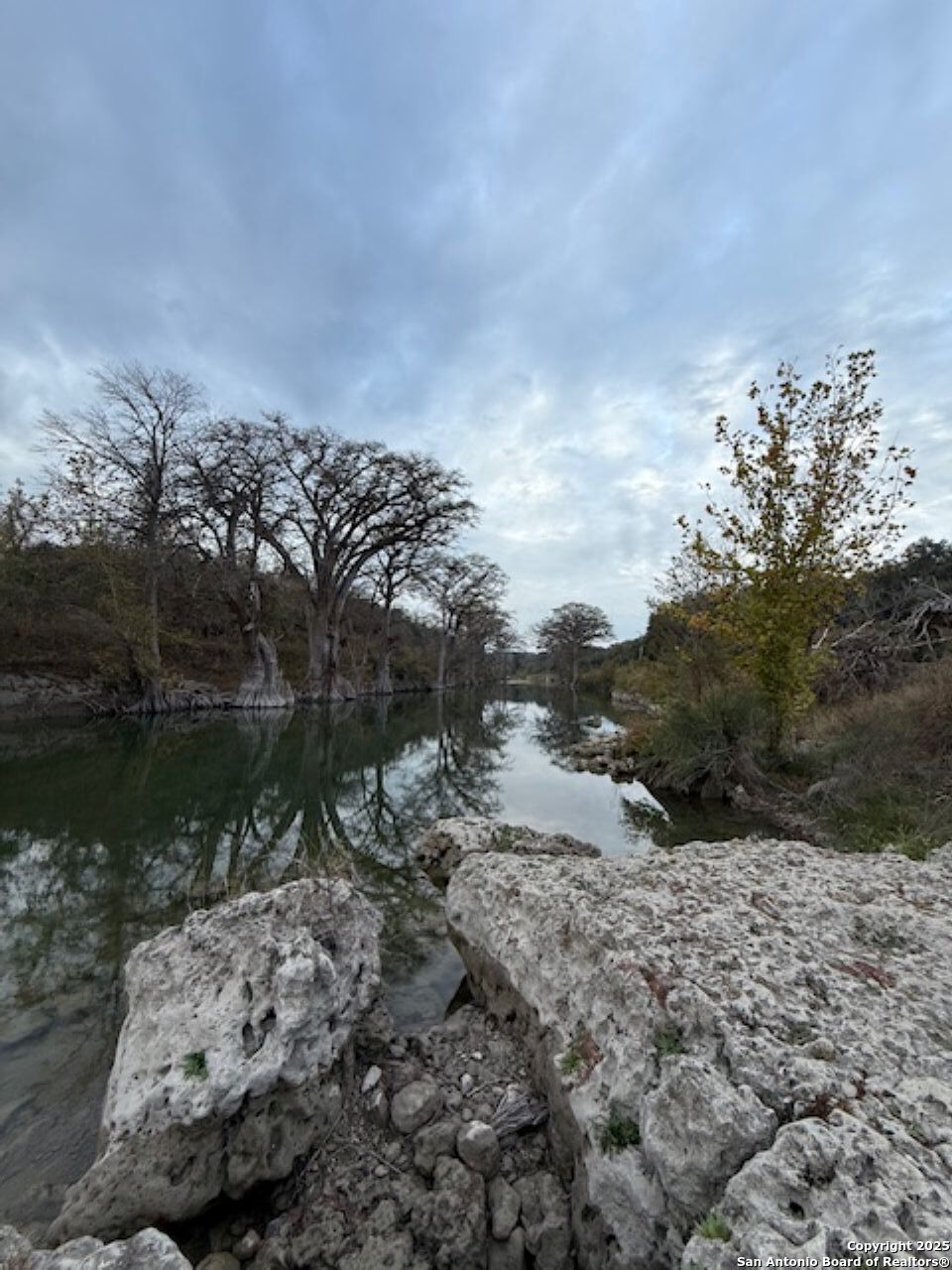main property photo 11