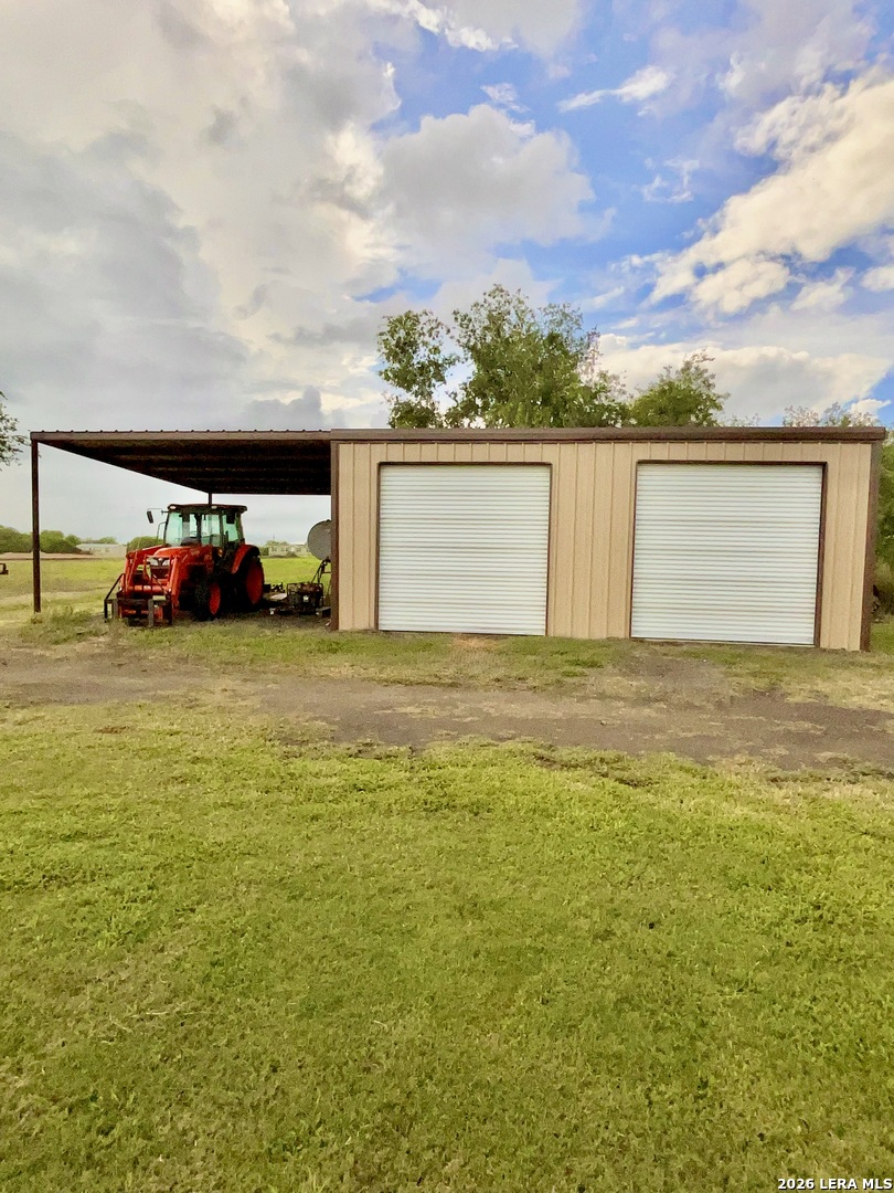 main property photo 47